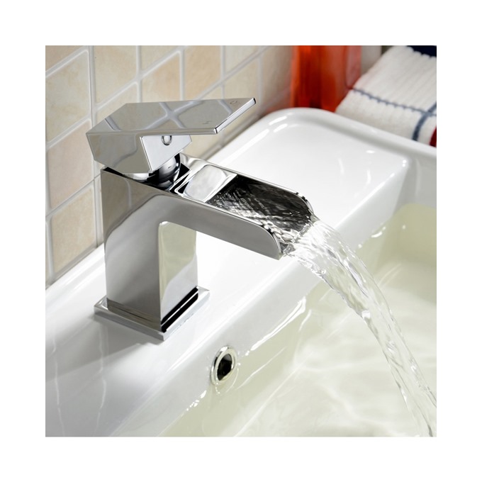 Pitcairn Mini Mono Basin Mixer with Click Waste